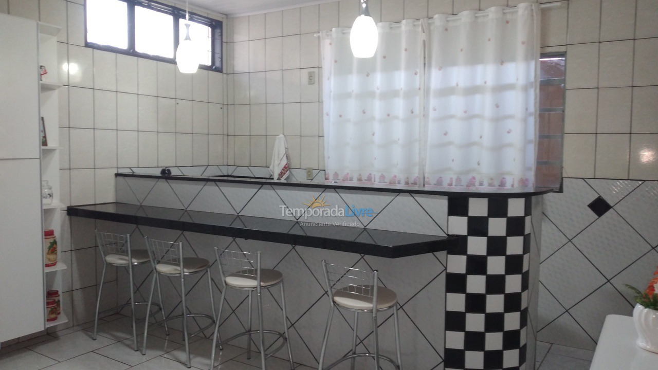 House for vacation rental in Olímpia (Jardim Leonor)