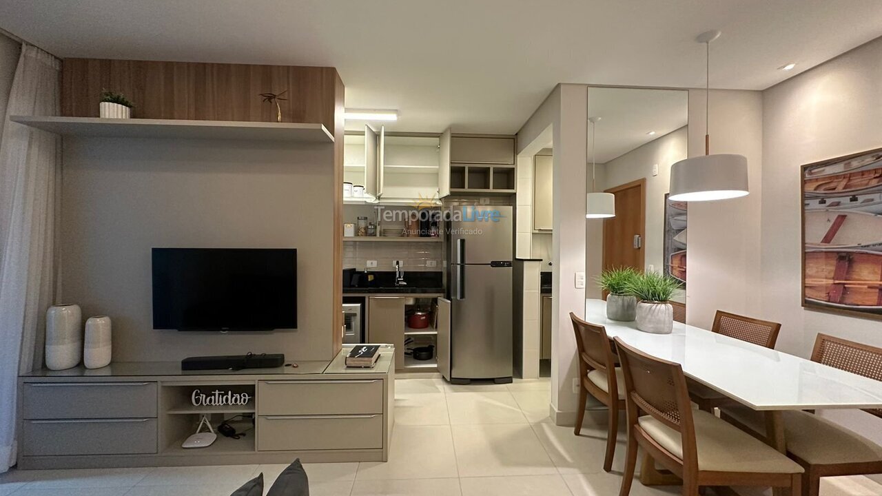 Apartamento para alquiler de vacaciones em Ubatuba (Praia das Toninhas)