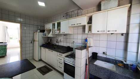 Amplio y espacioso apartamento de 2 dormitorios con suite, wifi