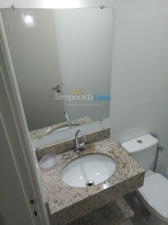 Apartamento para aluguel de temporada em Ubatuba (Praia das Toninhas)