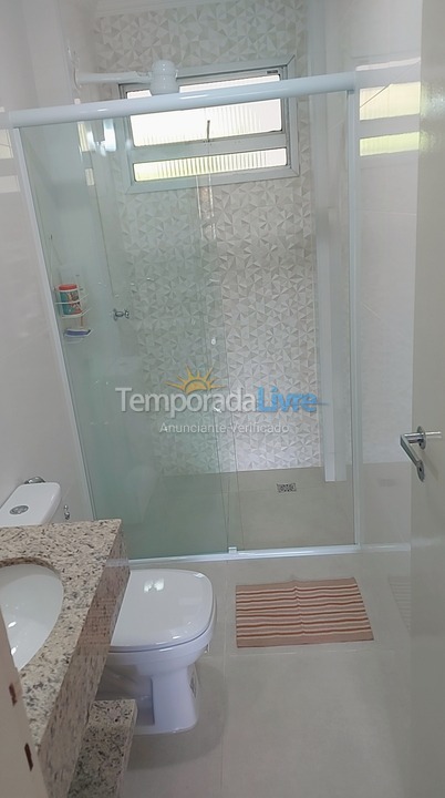 Apartamento para aluguel de temporada em Ubatuba (Praia das Toninhas)