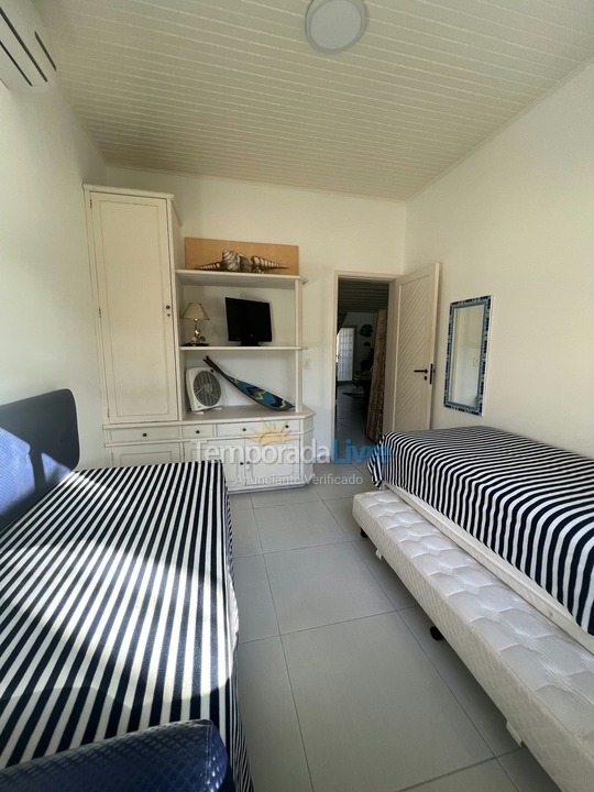 Casa para aluguel de temporada em São Sebastião (Maresias)