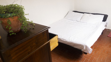 House with super backyard and barbecue