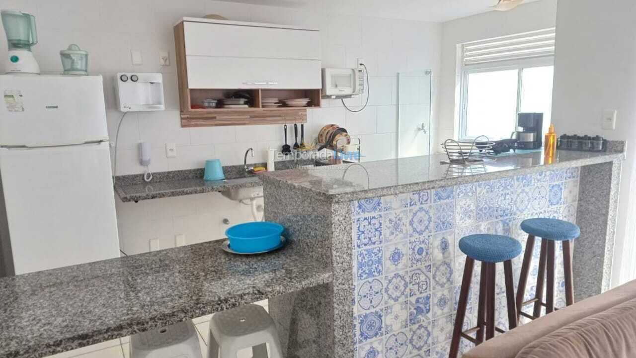 Apartamento para aluguel de temporada em Arraial do Cabo (Prainha)
