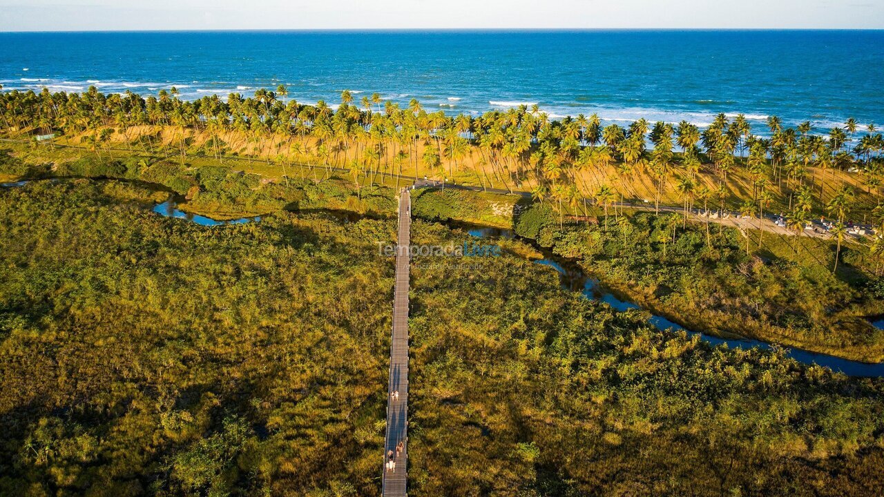 Casa para aluguel de temporada em Mata de São João (Imbassaí)