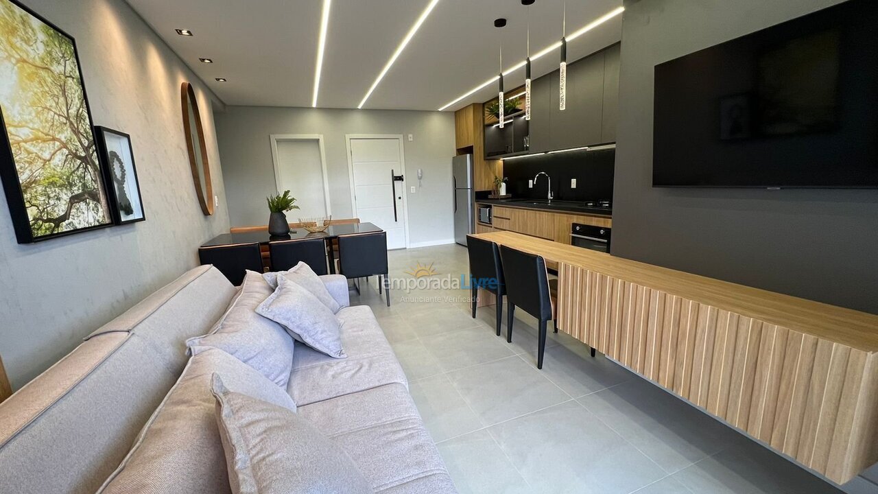 Apartamento para aluguel de temporada em Bombinhas (Canto Grande)