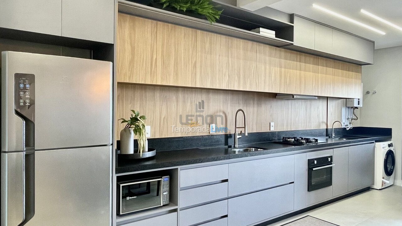 Apartment for vacation rental in Bombinhas (Canto Grande)