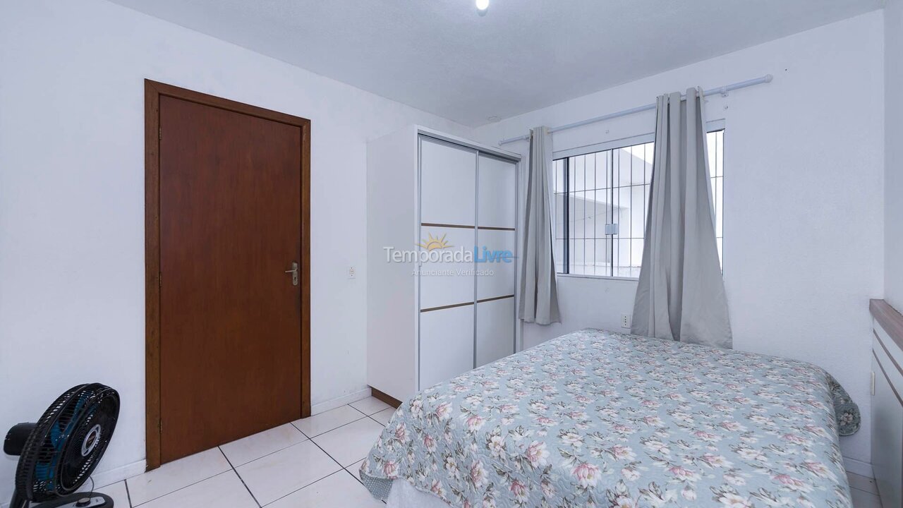 Casa para aluguel de temporada em Bombinhas (Praia de Bombas)