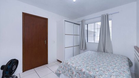 183V - Casa de 05 dormitórios para até 12 pessoas em Ótima...