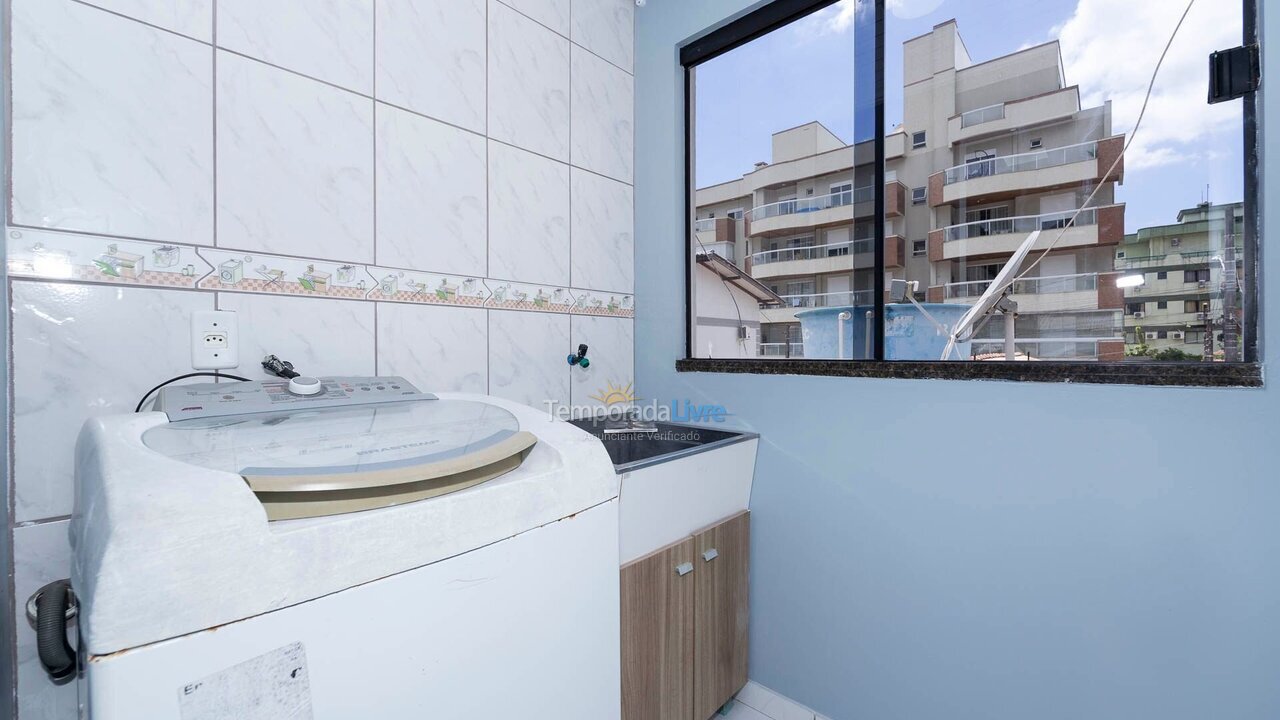 Casa para aluguel de temporada em Bombinhas (Praia de Bombas)