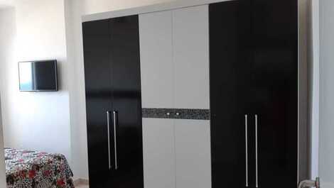 Hermoso Apartamento en la arena con balcón gourmet en Praia Grande