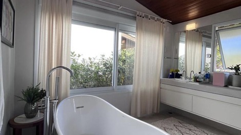 JUQUEHY CASA FRENTE AL MAR