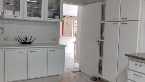 Cozinha de outro ângulo 