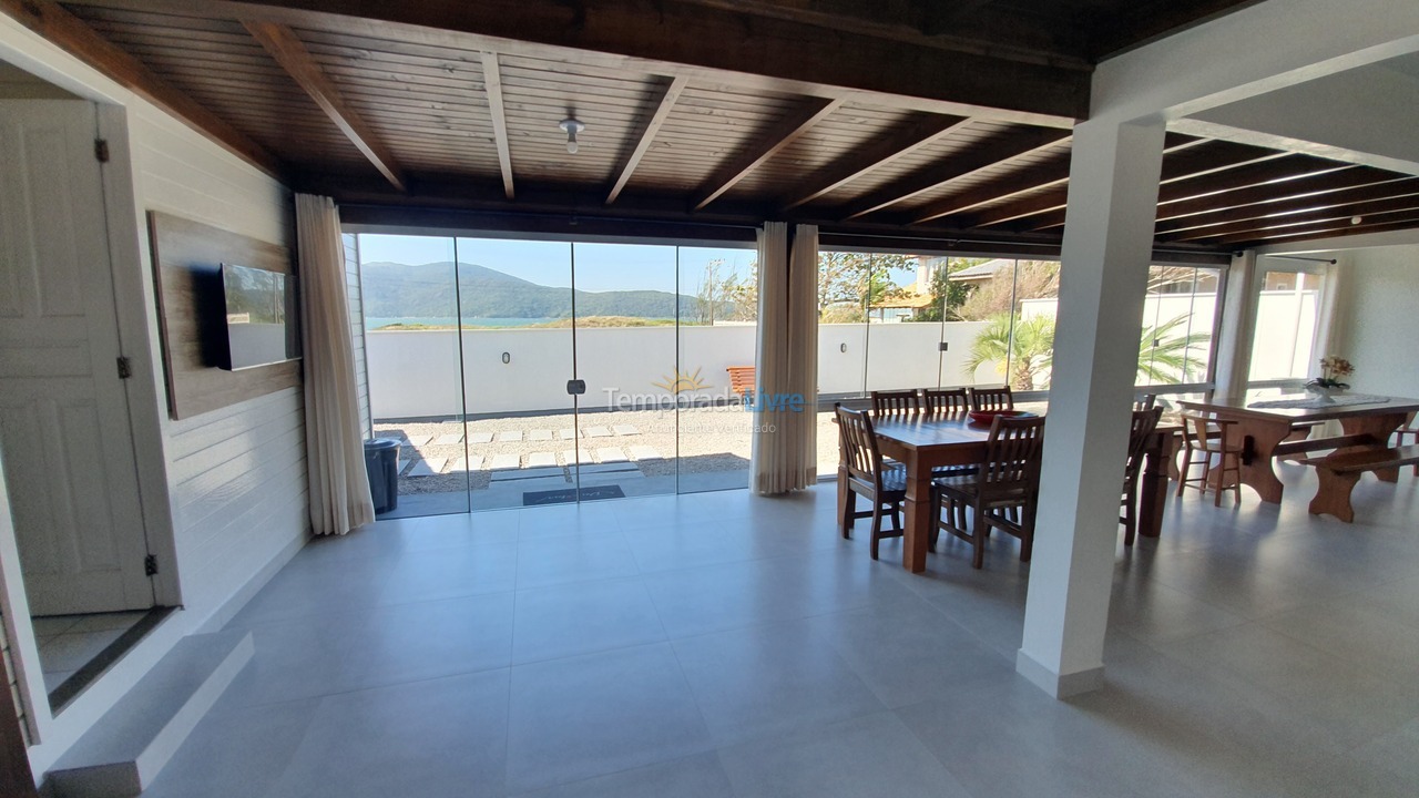 Casa para aluguel de temporada em Palhoça (Praia do Sonho)