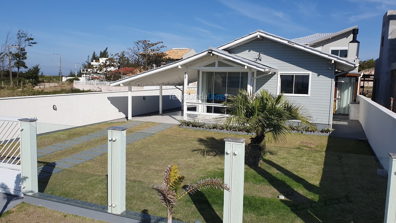 Casa para aluguel de temporada em Palhoça (Praia do Sonho)