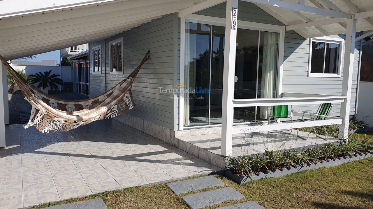 Casa para aluguel de temporada em Palhoça (Praia do Sonho)