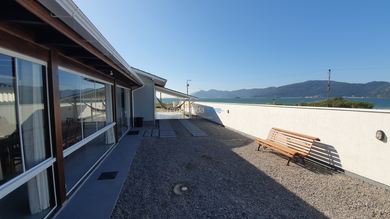Casa para aluguel de temporada em Palhoça (Praia do Sonho)