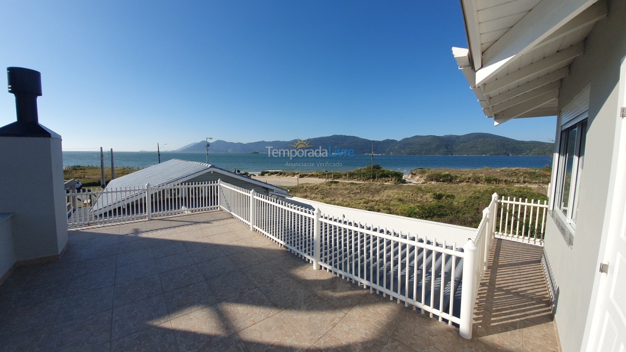 Casa para aluguel de temporada em Palhoça (Praia do Sonho)