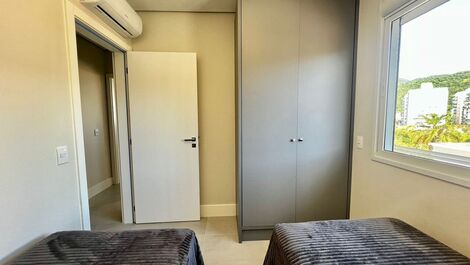 Apartment for rent with 03 bedrooms, Praia De Palmas, Gov. Celso Ramos