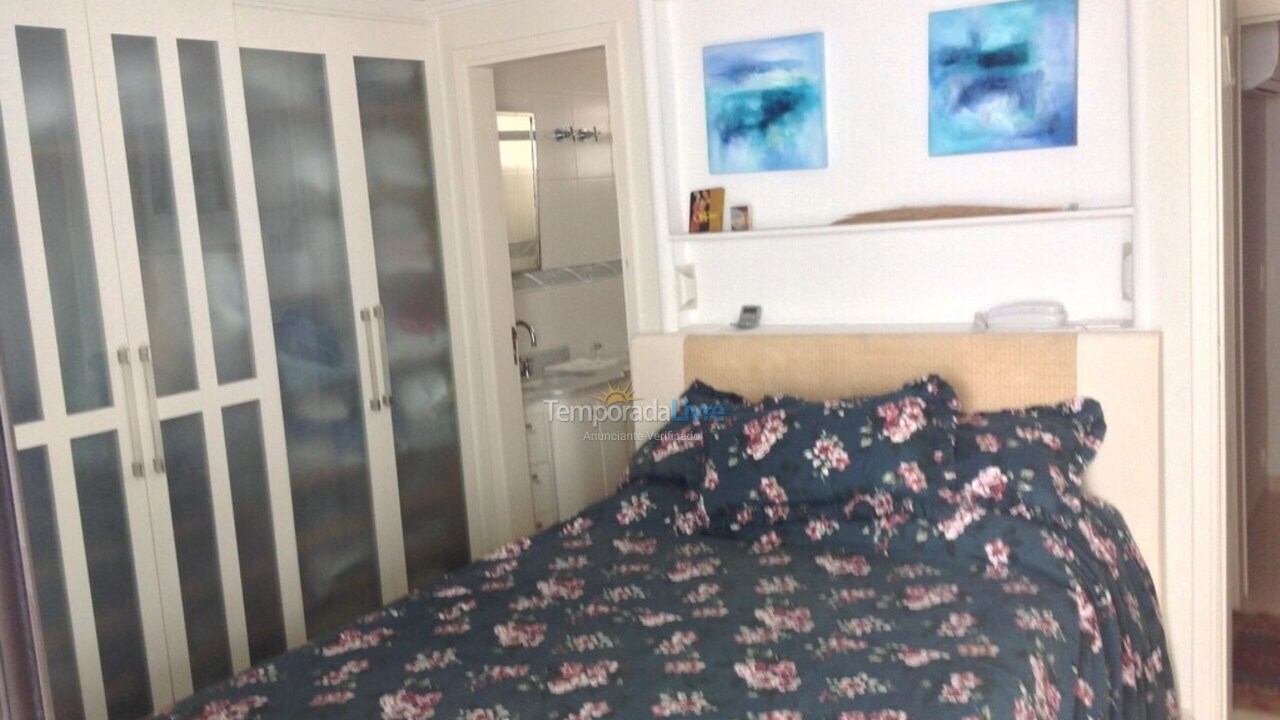 Apartamento para aluguel de temporada em Guarujá (Enseada)