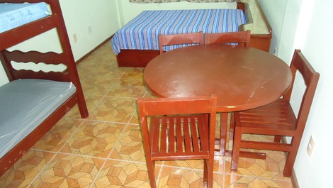 Cocinetas amuebladas individualmente con garaje al lado de la UFJF.