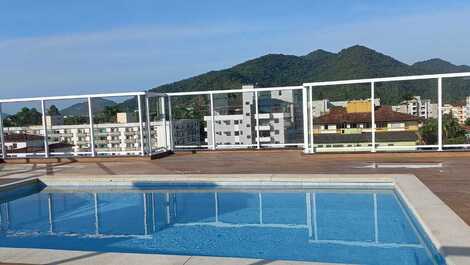Apartamento para até 5 Pessoas com Piscina em Ubatuba