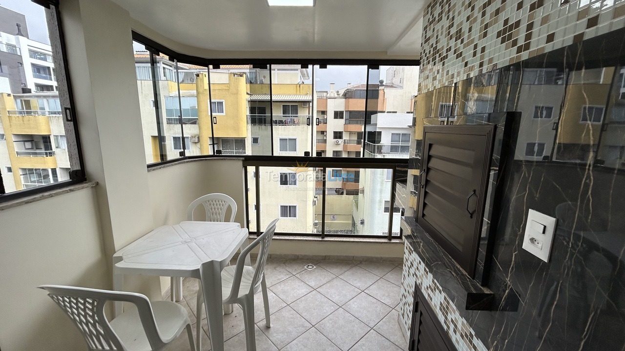 Apartamento para aluguel de temporada em Bombinhas (Praia de Bombas)