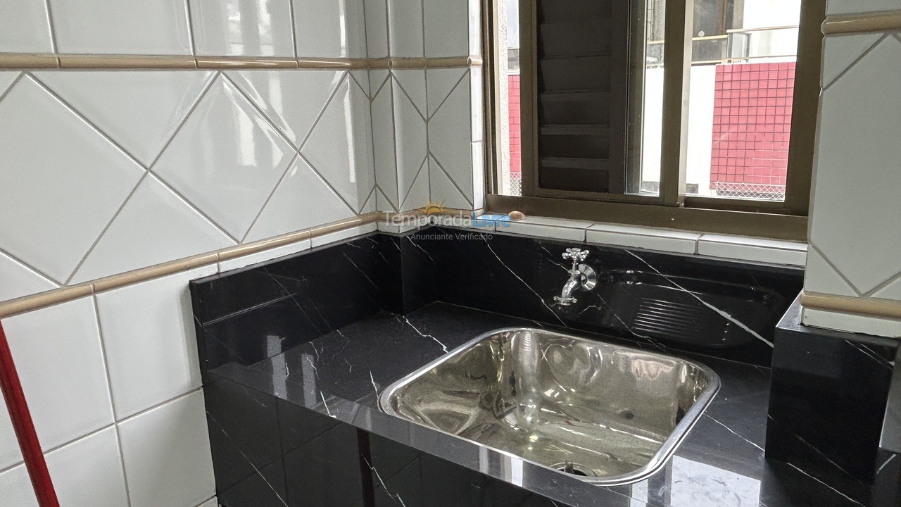 Apartamento para aluguel de temporada em Bombinhas (Praia de Bombas)