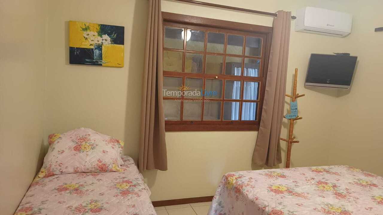 Casa para aluguel de temporada em Armação dos Búzios (Praia de Manguinhos)