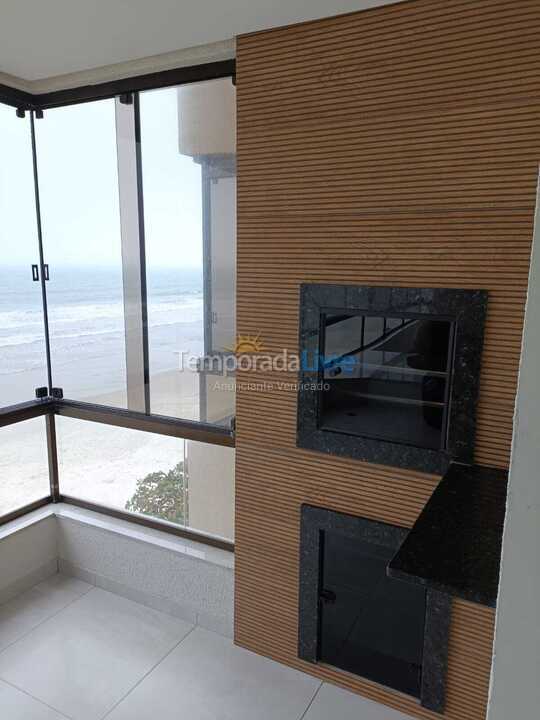 Apartment for vacation rental in Itapema (Meia Praia)