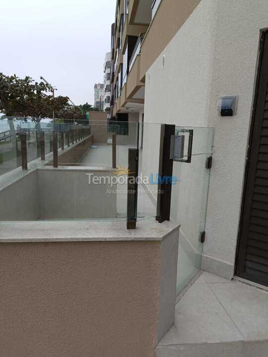 Apartment for vacation rental in Itapema (Meia Praia)