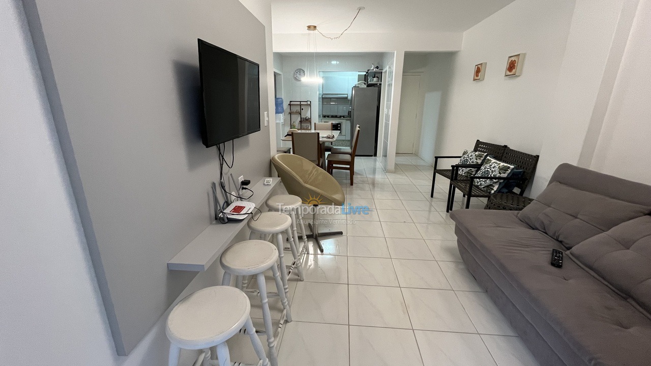 Apartamento para aluguel de temporada em Bombinhas (Praia de Bombas)