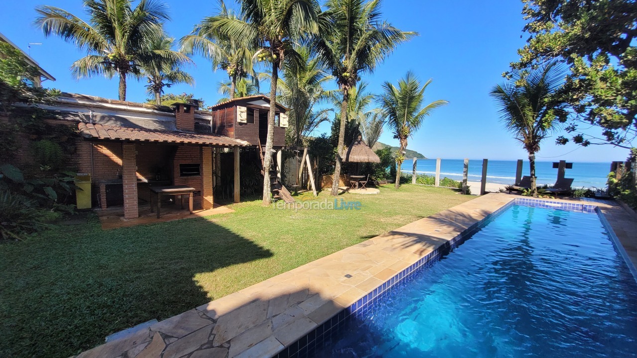 Casa para aluguel de temporada em São Sebastião (Maresias)