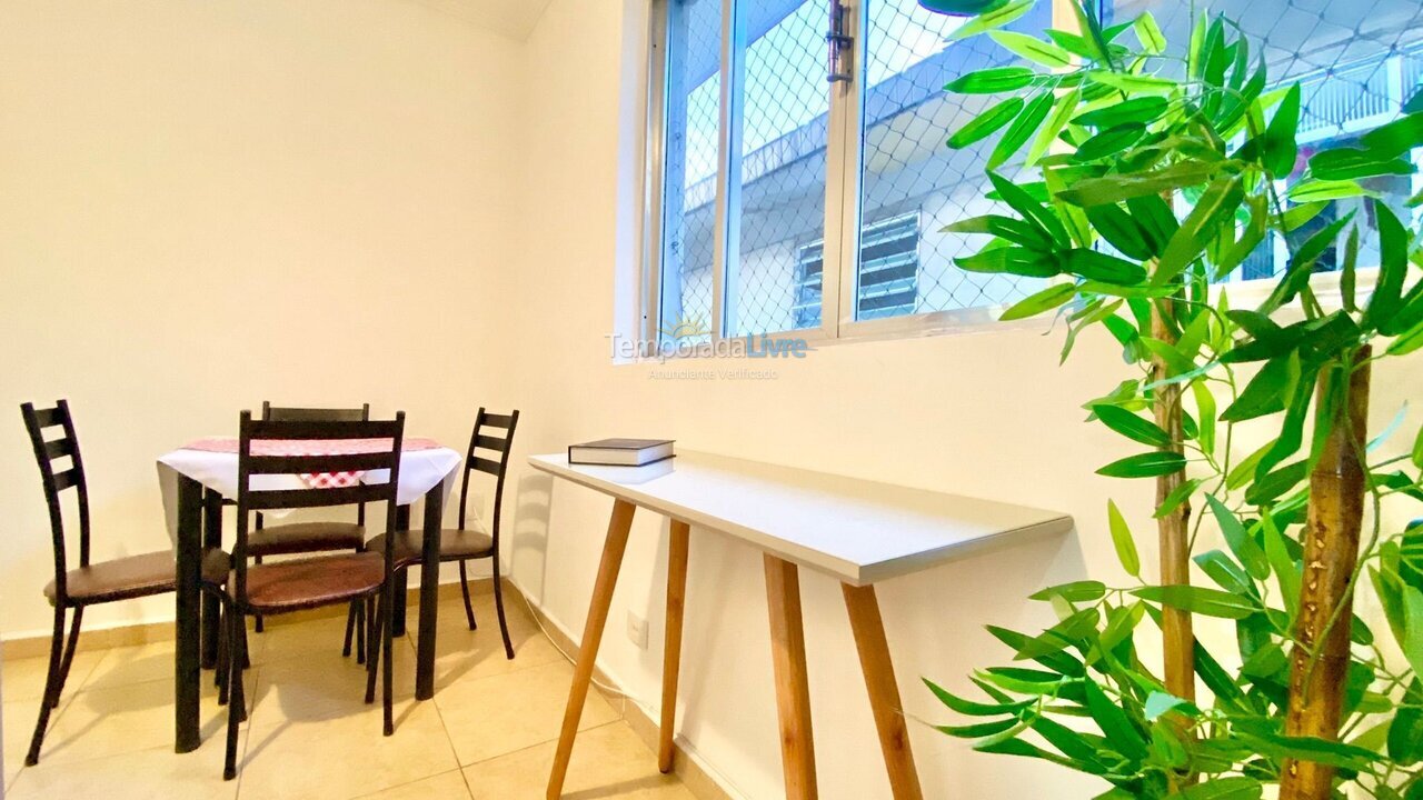 Apartamento para aluguel de temporada em Santos (Embare)