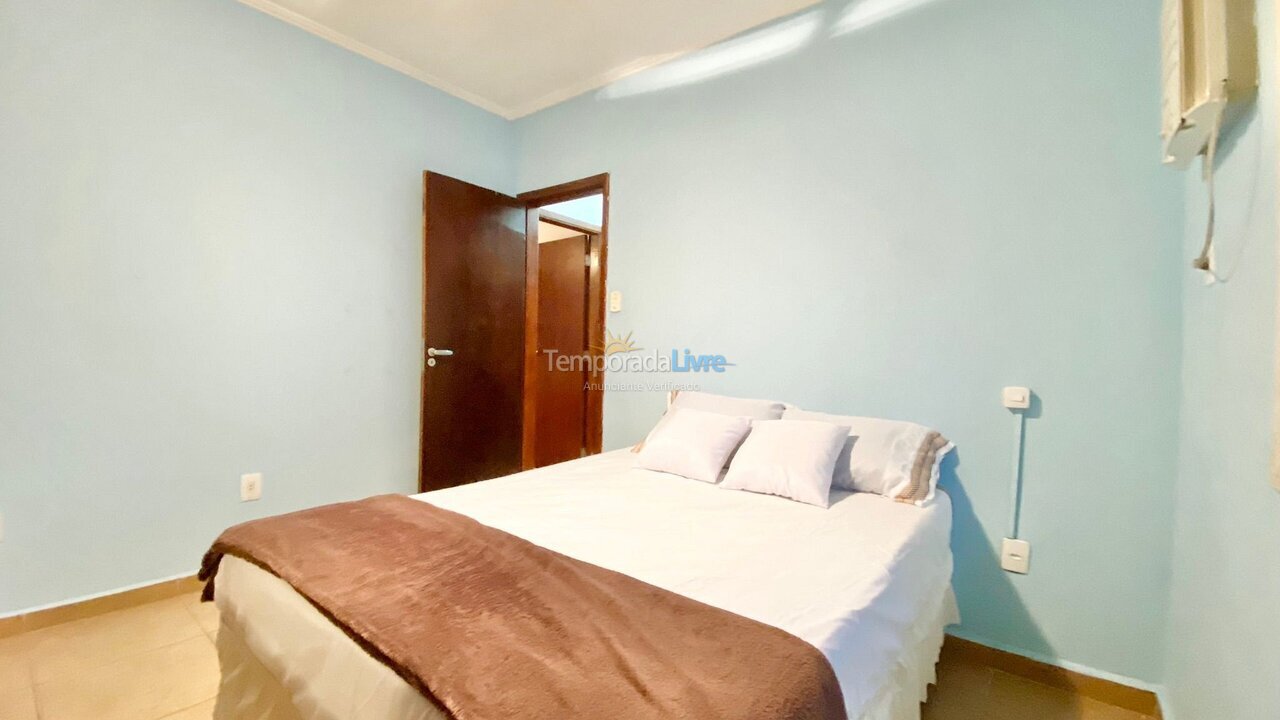 Apartamento para aluguel de temporada em Santos (Embare)