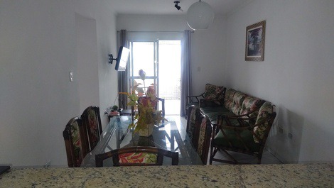 Pode fazer as suas refeições com vista para o mar 