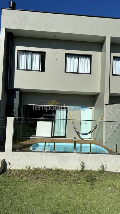 House for vacation rental in São Francisco do Sul (Enseada)