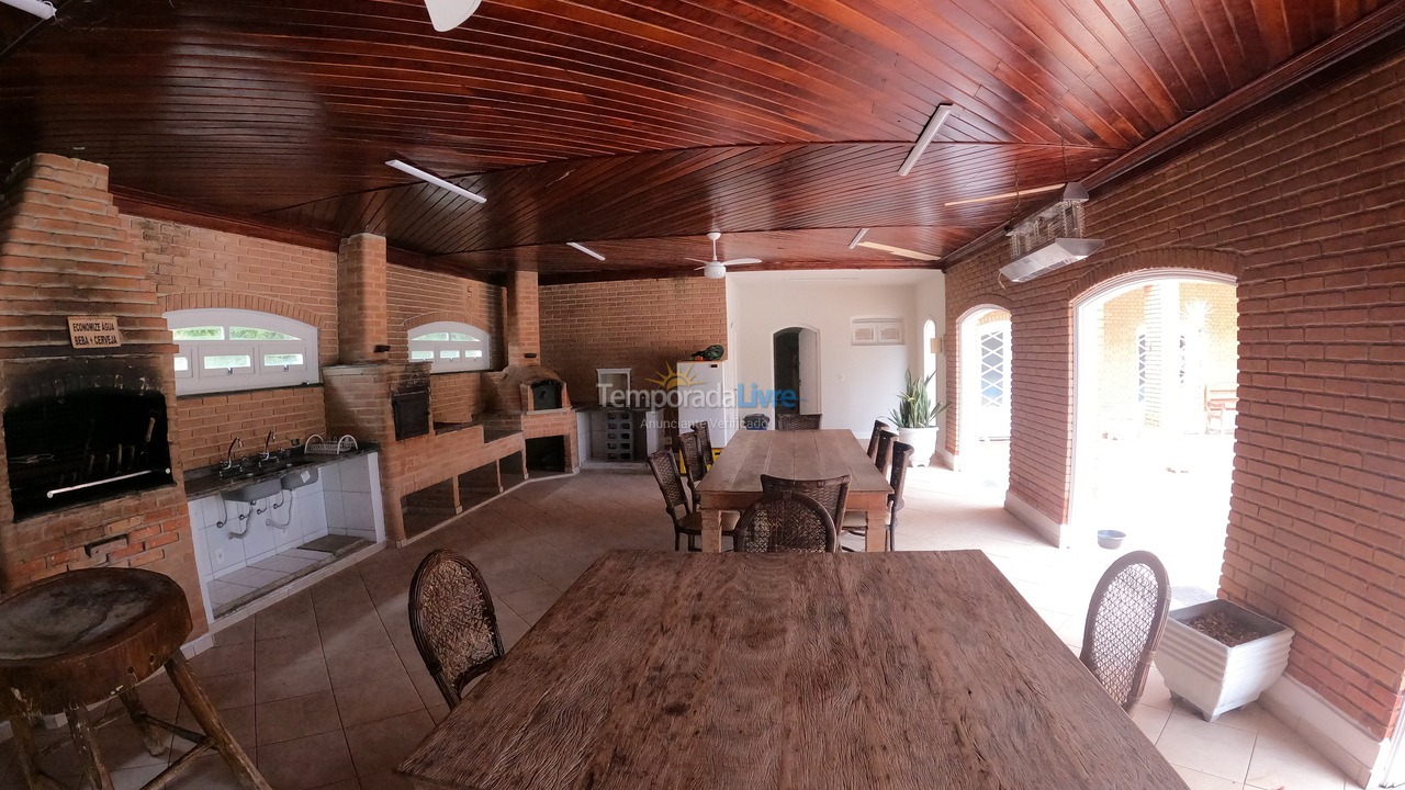 Chácara / sítio para aluguel de temporada em Bragança Paulista (Bairro Birica de Campo Novo)