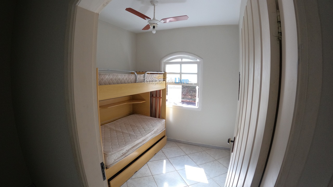 Chácara / sítio para aluguel de temporada em Bragança Paulista (Bairro Birica de Campo Novo)