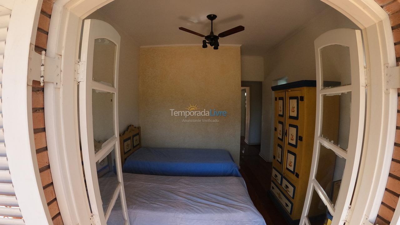 Chácara / sítio para aluguel de temporada em Bragança Paulista (Bairro Birica de Campo Novo)