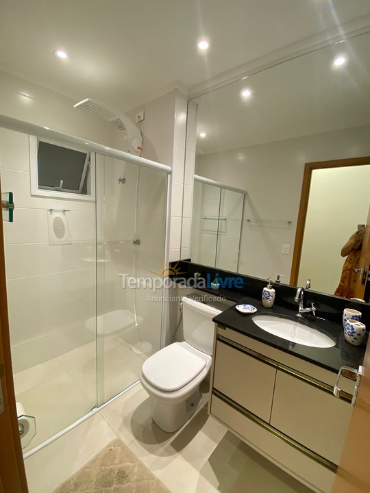 Apartment for vacation rental in Ubatuba (Praia das Toninhas)