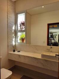 HIGH STANDARD MANSION IN JUQUEHY 600 METERS FROM THE BEACH