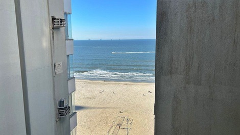 Ed. Acacias: penthouse 5 bedrooms / hot tub / barbecue / air cond.