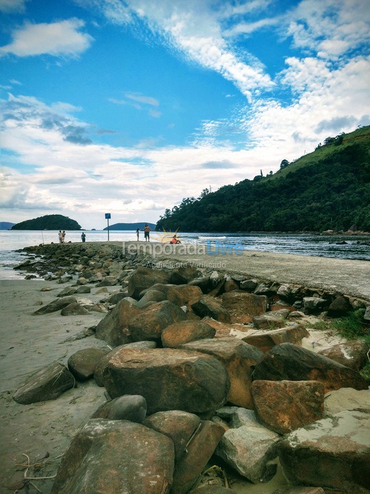 Casa para aluguel de temporada em Ubatuba (Maranduba)