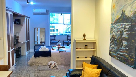 Ocean View in Copacabana - Finely Decorated