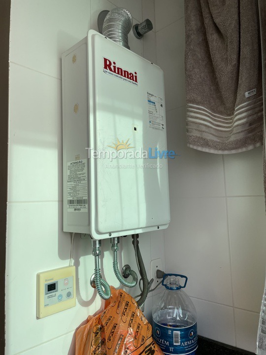 Apartamento para aluguel de temporada em Itapema (Meia Praia)