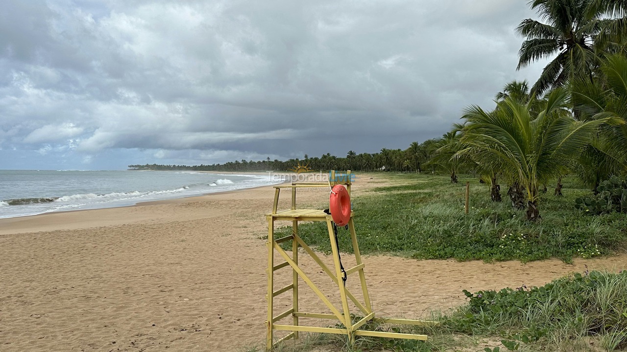 Casa para aluguel de temporada em Camaçari (Praia de Guarajuba)