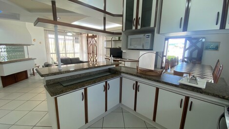 Excelente Casa para aluguel de temporada em Jurerê Internacional,...