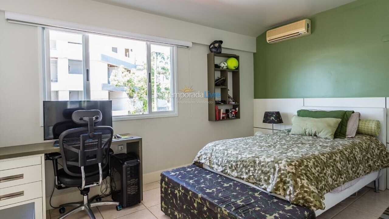 Casa para aluguel de temporada em Florianópolis (Cachoeira do Bom Jesus)