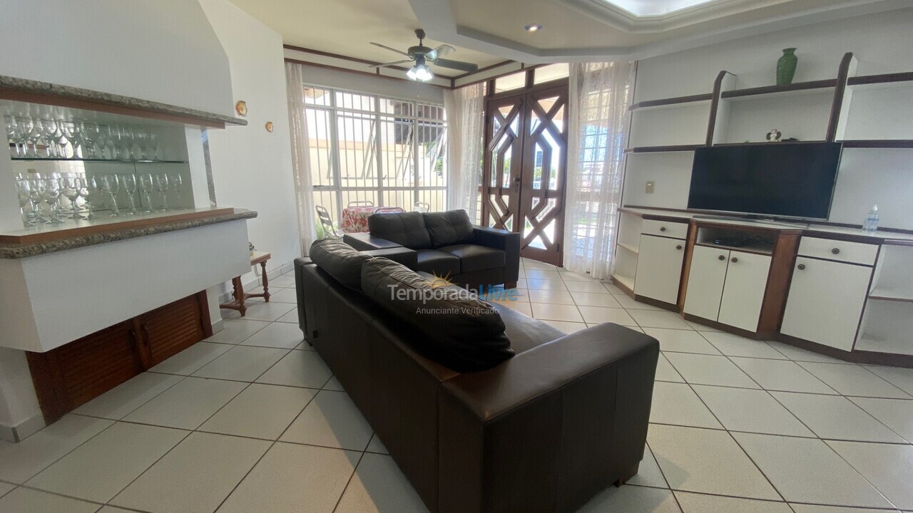 Casa para aluguel de temporada em Florianopolis (Jurerê Internacional)